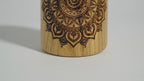 Calabaza de madera grabada con interior de vidrio, diseño rojo
